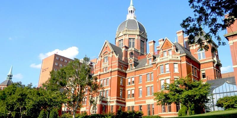 Trường cấp học bổng đại học Johns Hopkins University